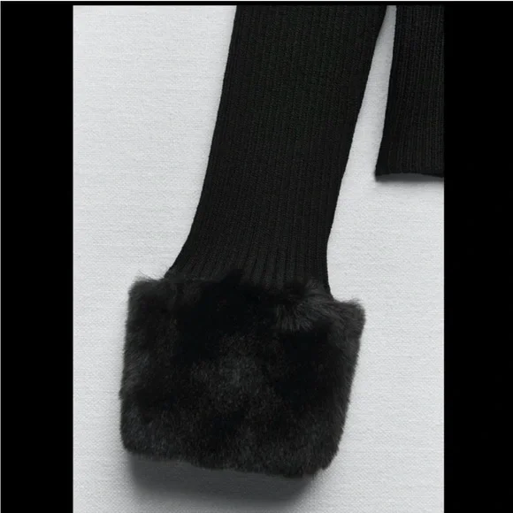 Zara Black Cardigan with Faux Fur Cuffs - Picture 3 of 3